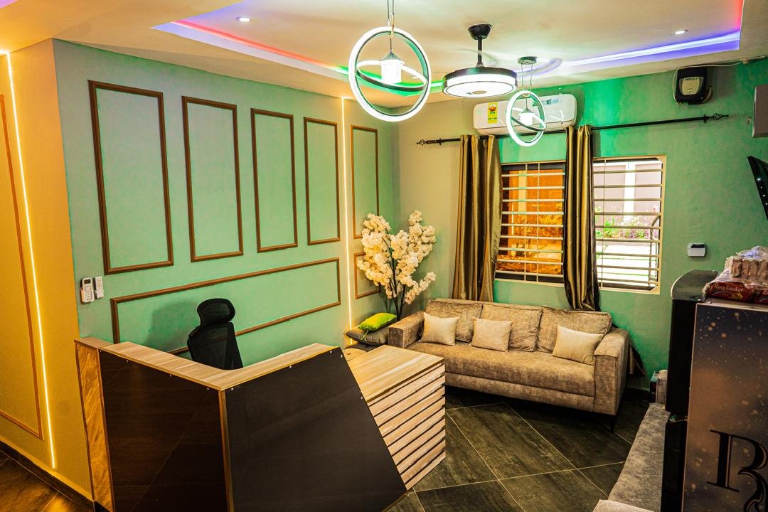 Comfortable guest lounge at Geofranbert Hotel